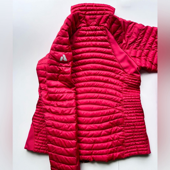 Eddie Bauer Microtherm Fill Down Jacket lightweight xs Puffer Red First Ascent - Picture 10 of 11